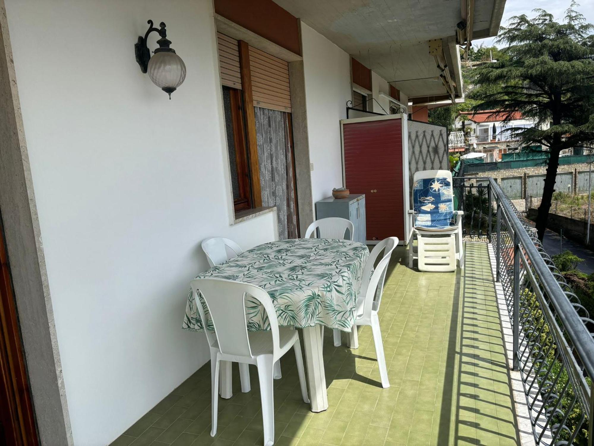 Appartamento Angela Riva Ligure Εξωτερικό φωτογραφία